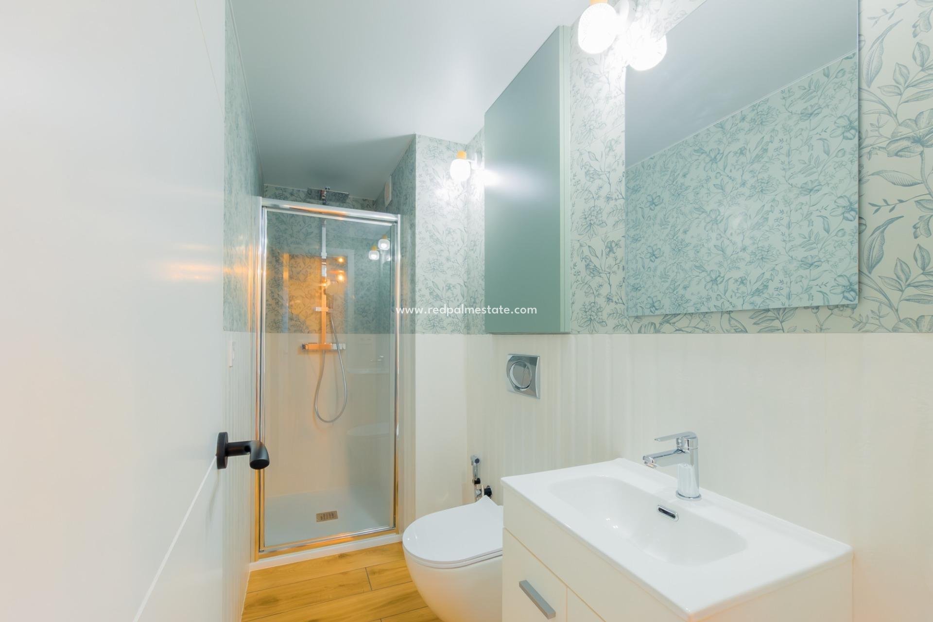 Revente - Appartements -
Torrevieja