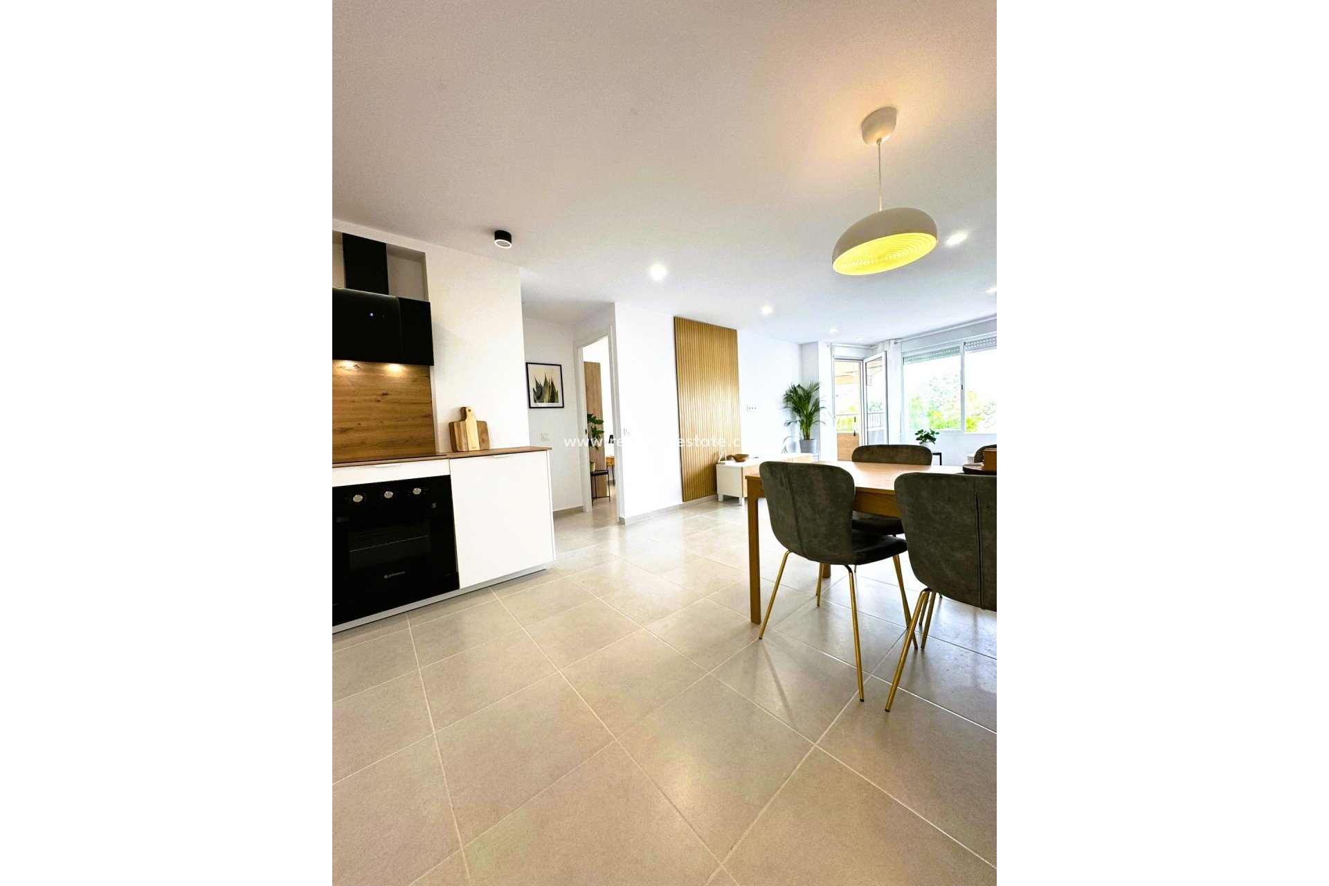 Revente - Appartements -
Torrevieja