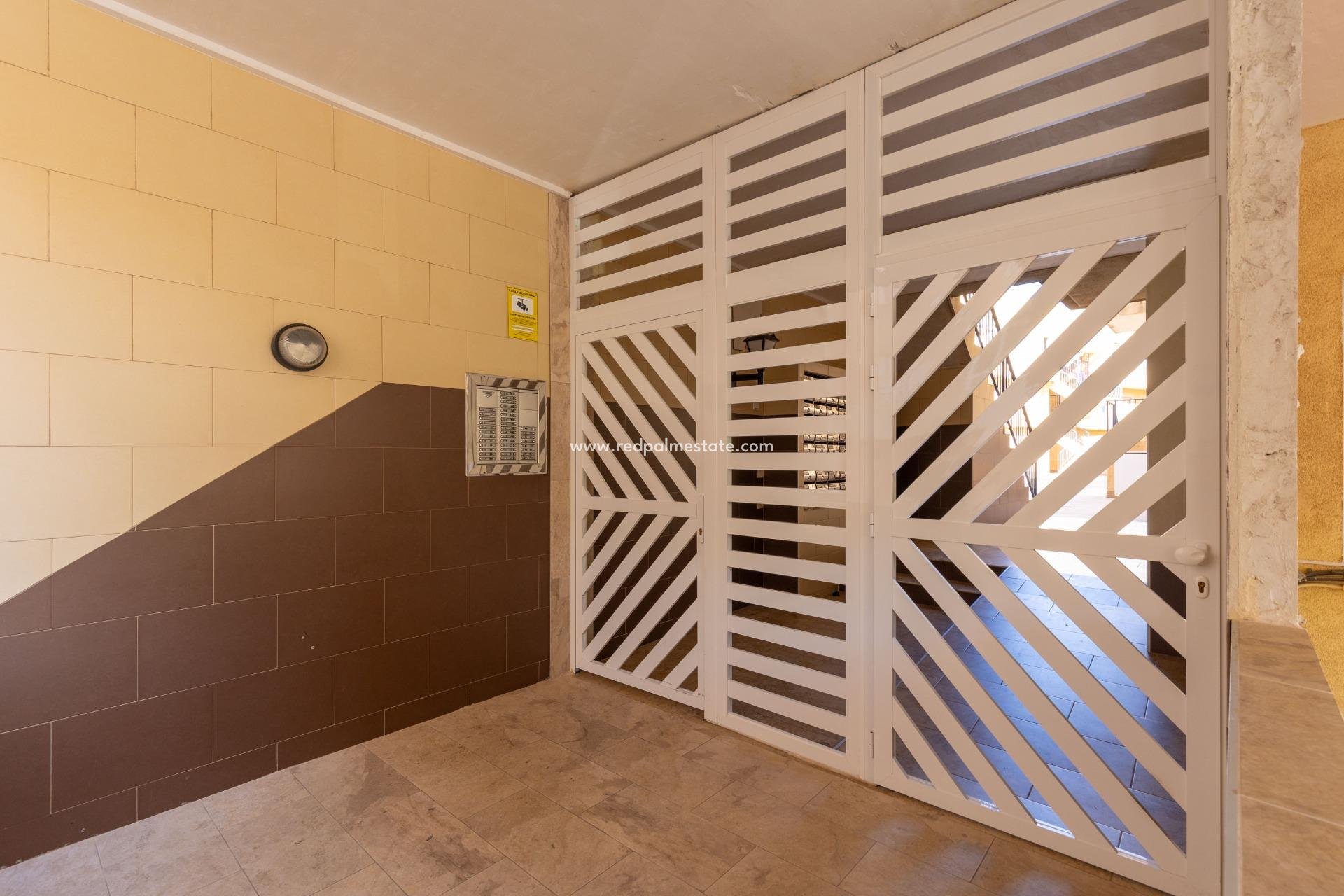 Revente - Appartements -
Torrevieja
