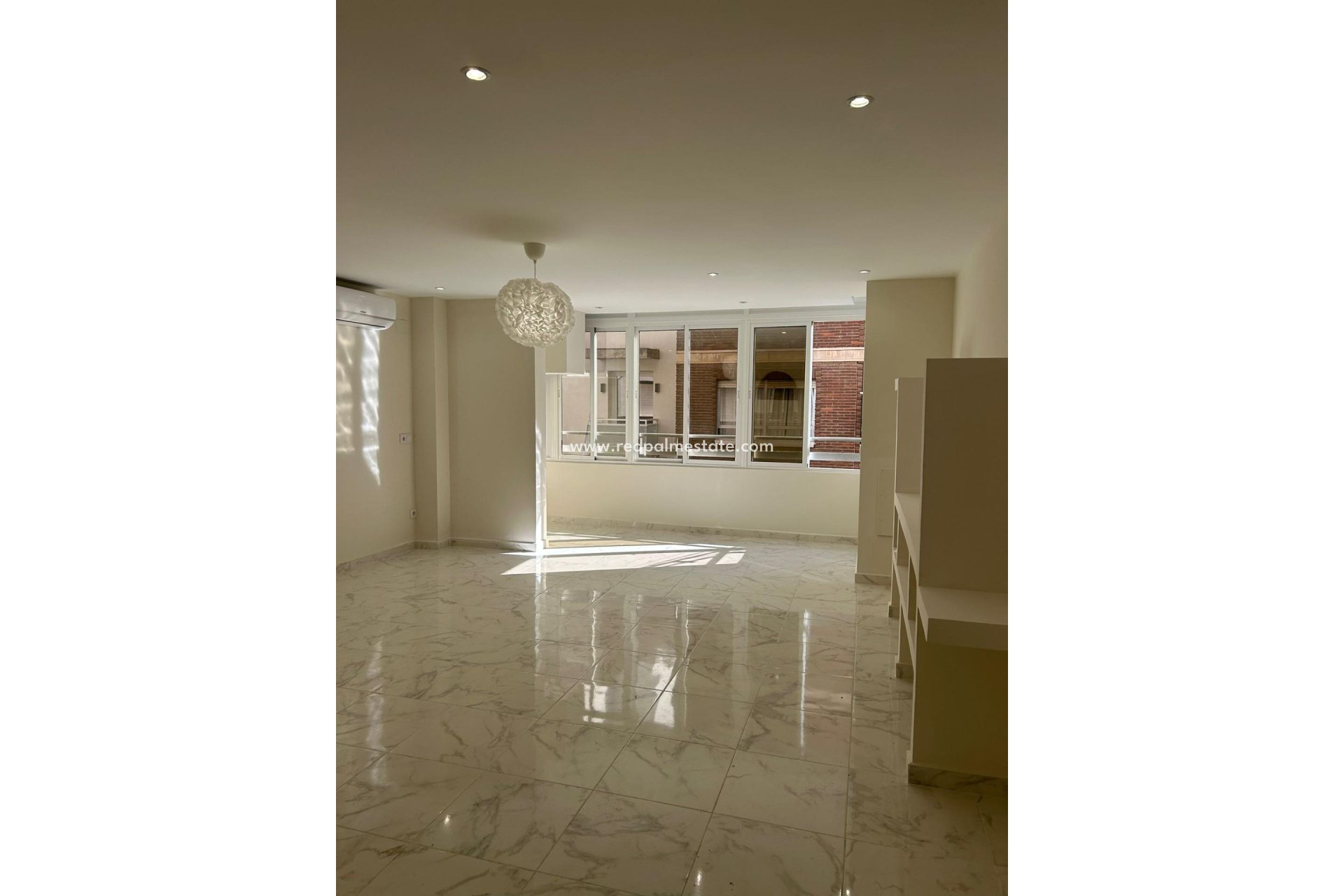 Revente - Appartements -
Torrevieja