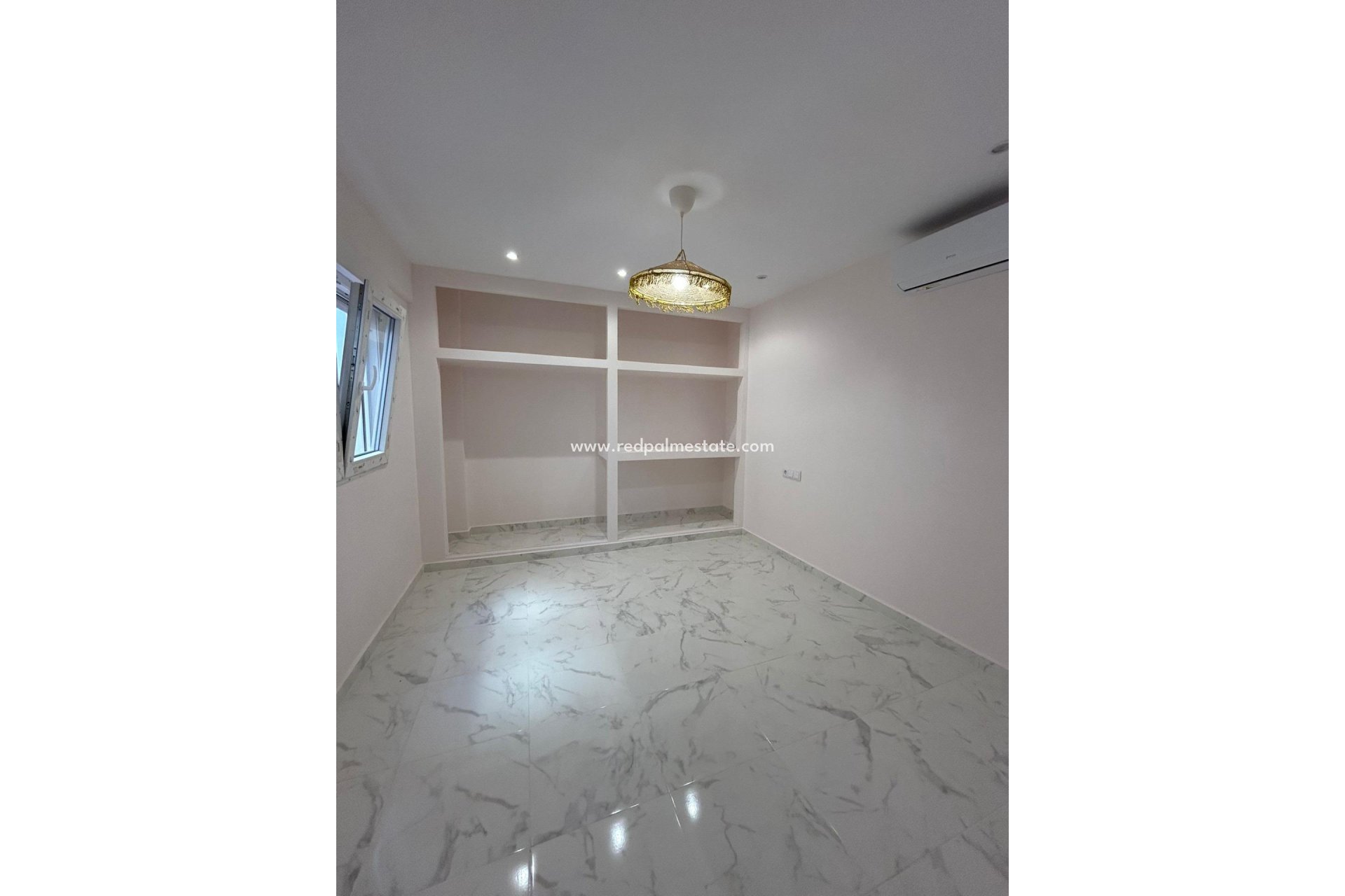 Revente - Appartements -
Torrevieja