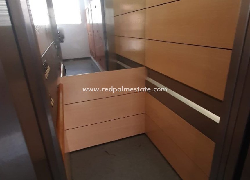 Revente - Appartements -
Torrevieja