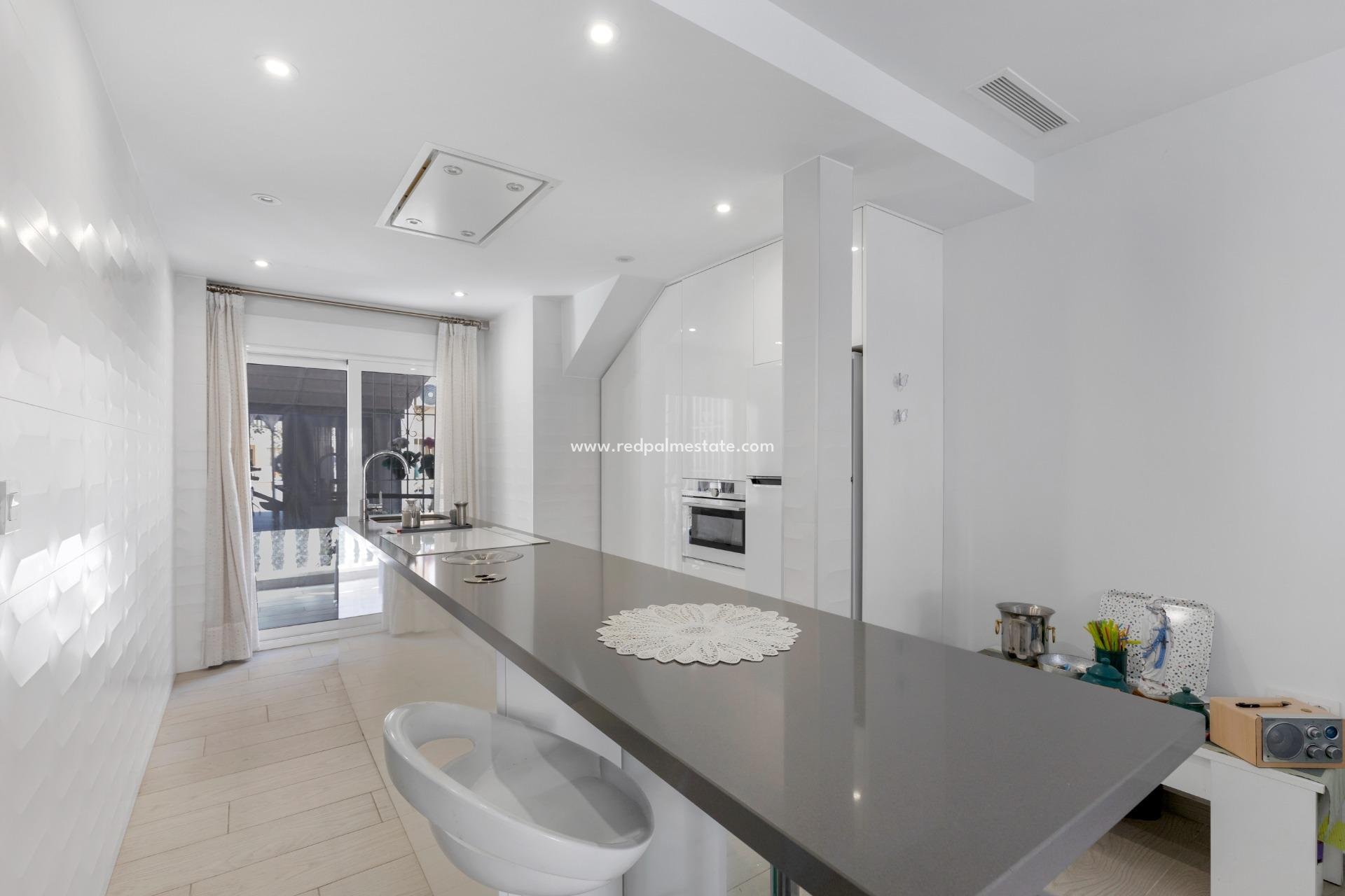 Revente - Bungalow -
Guardamar del Segura - Urbanizaciones