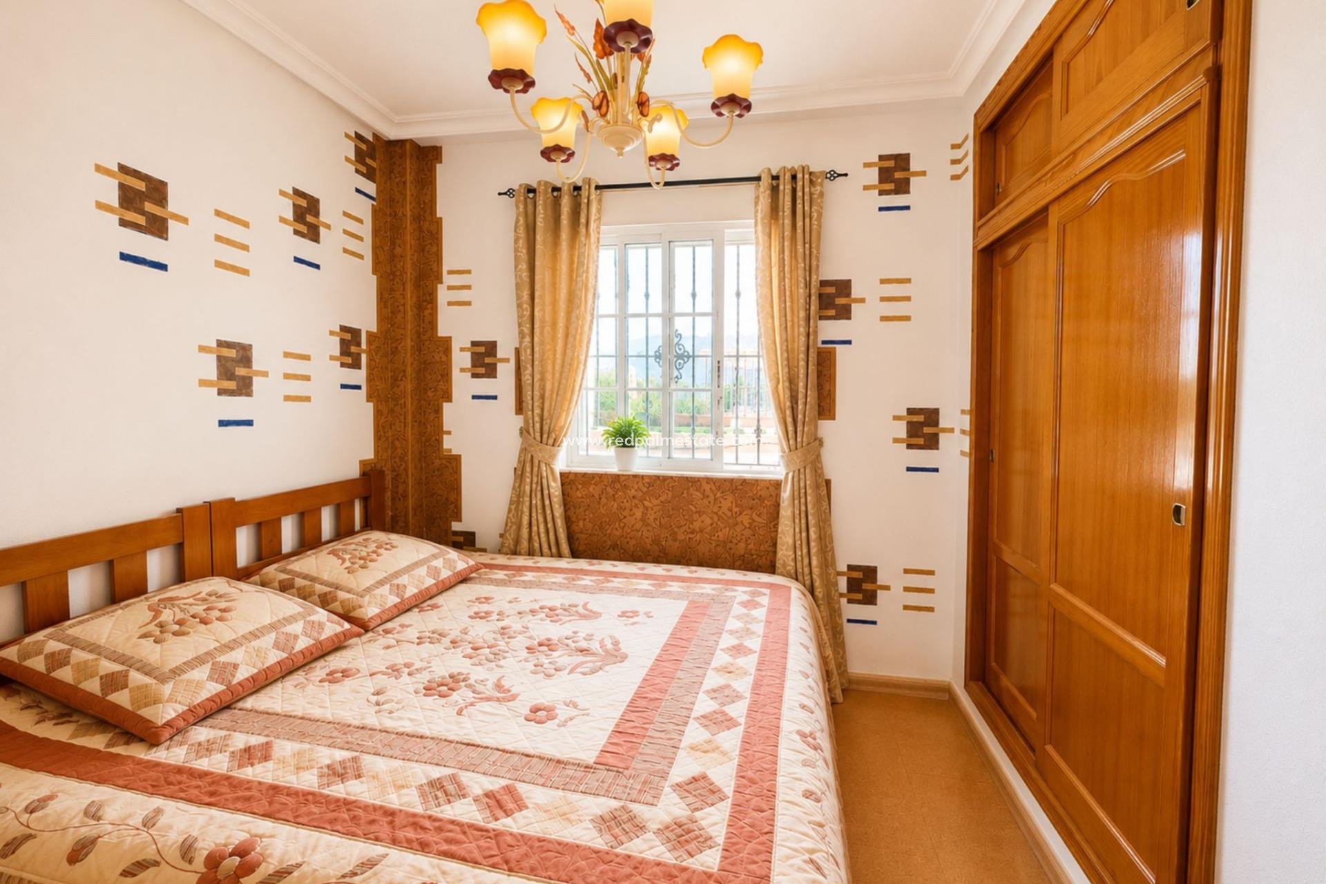 Revente - Bungalow -
Orihuela Costa - Lomas de Cabo Roig