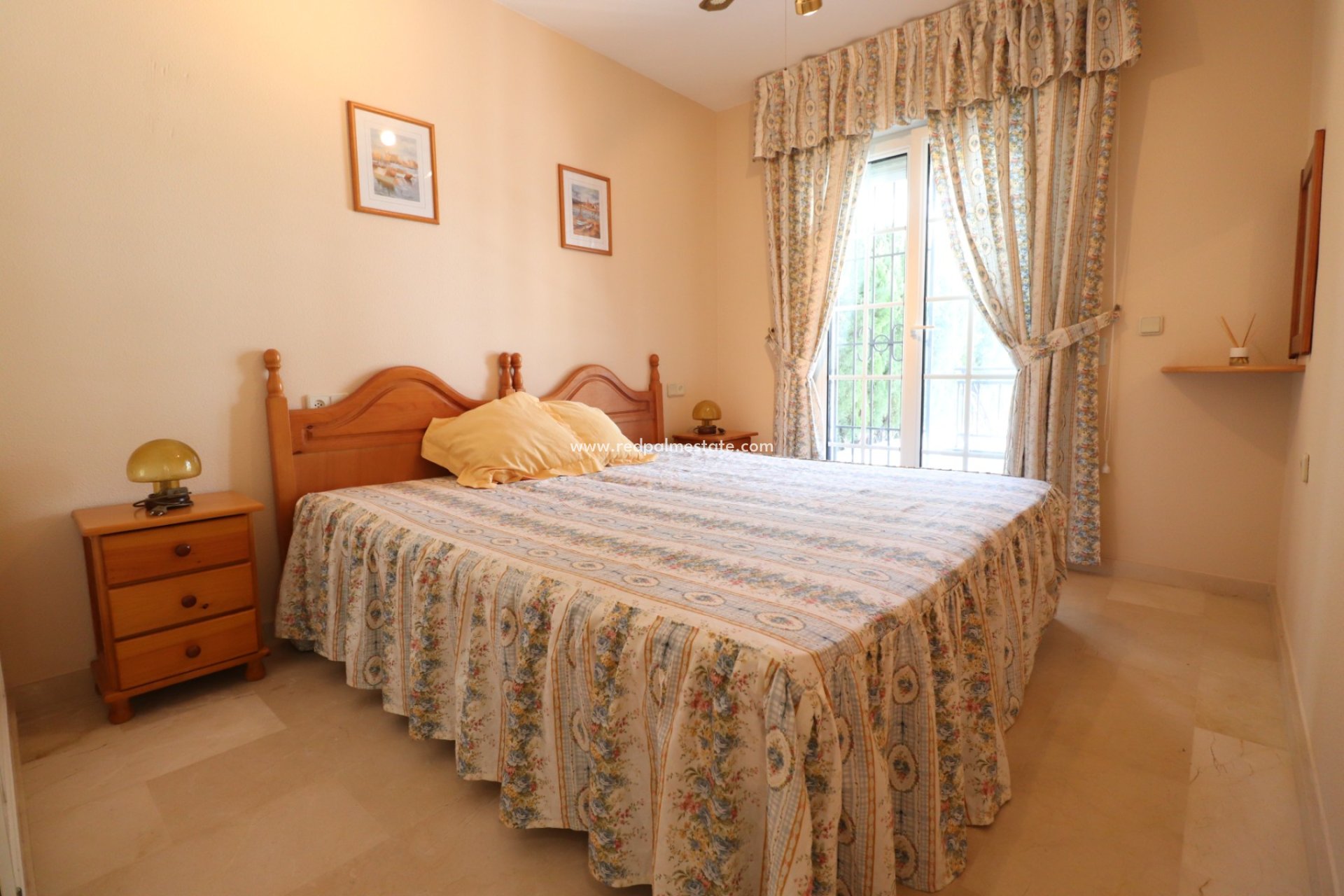 Revente - Bungalow -
Orihuela Costa