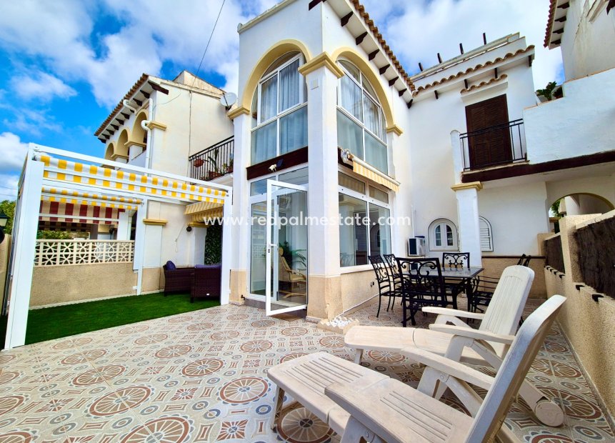 Revente - Bungalow -
San Miguel de Salinas - Inland