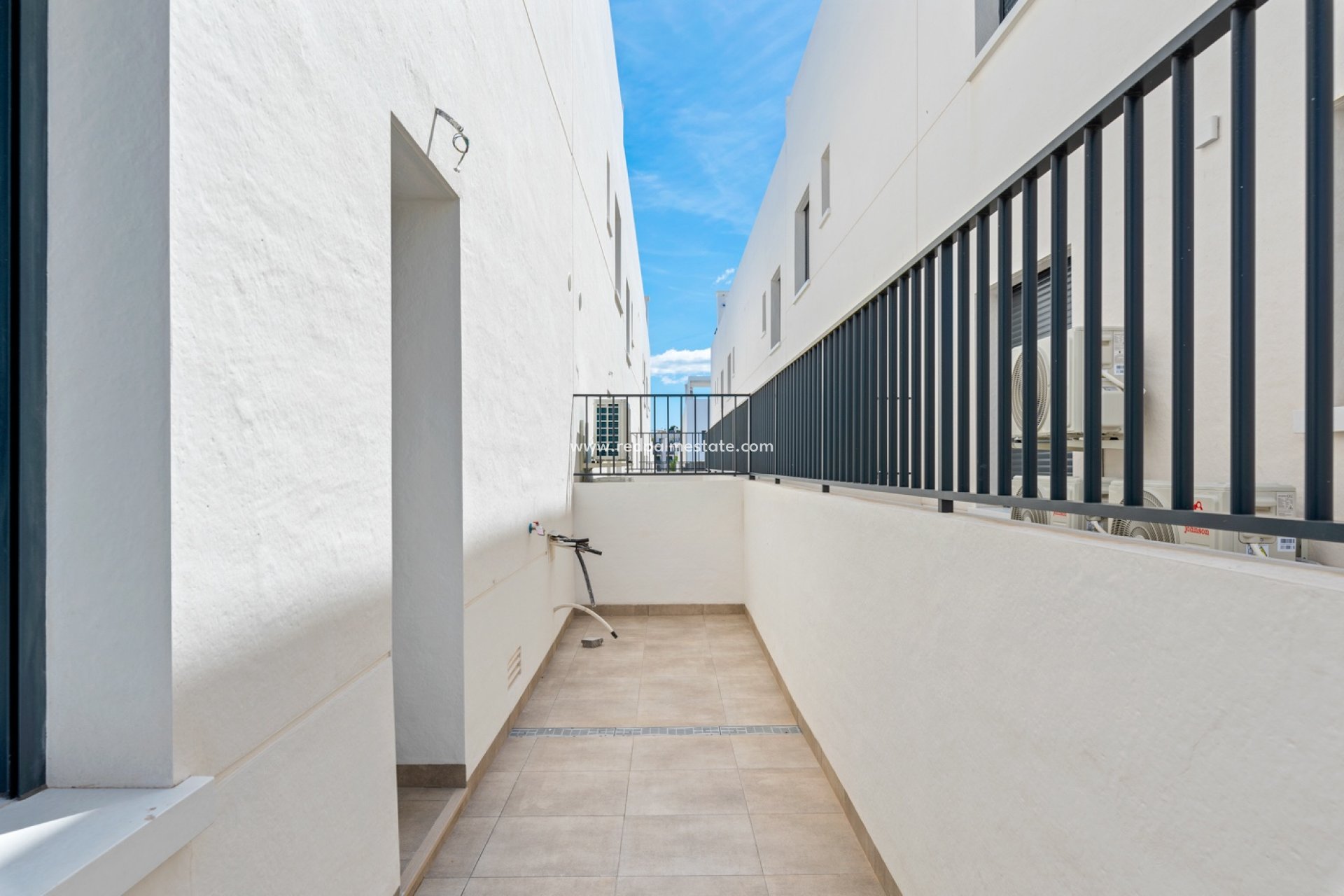 Revente - Bungalow -
San Miguel de Salinas