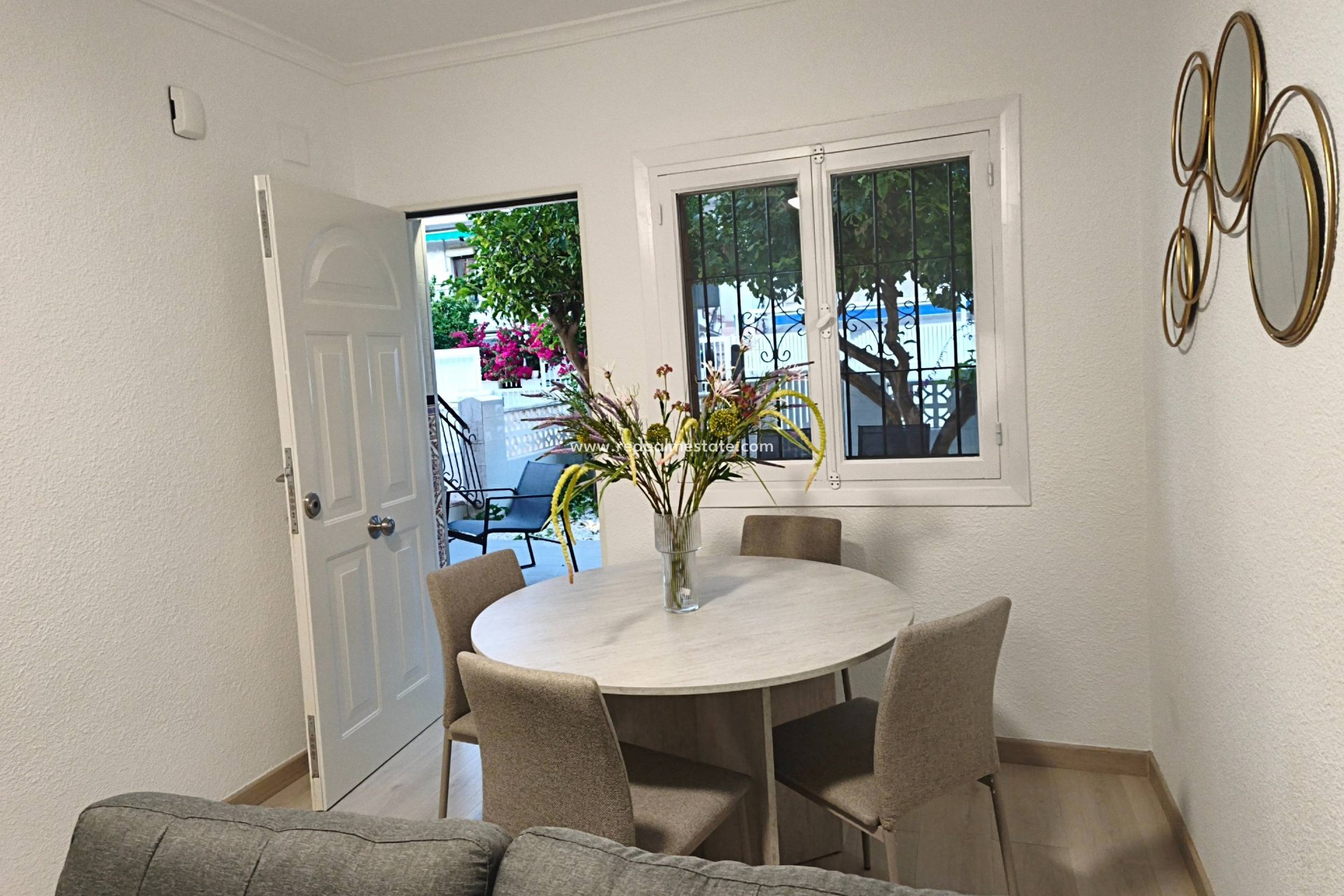 Revente - Bungalow -
San Pedro del Pinatar - Lo pagan