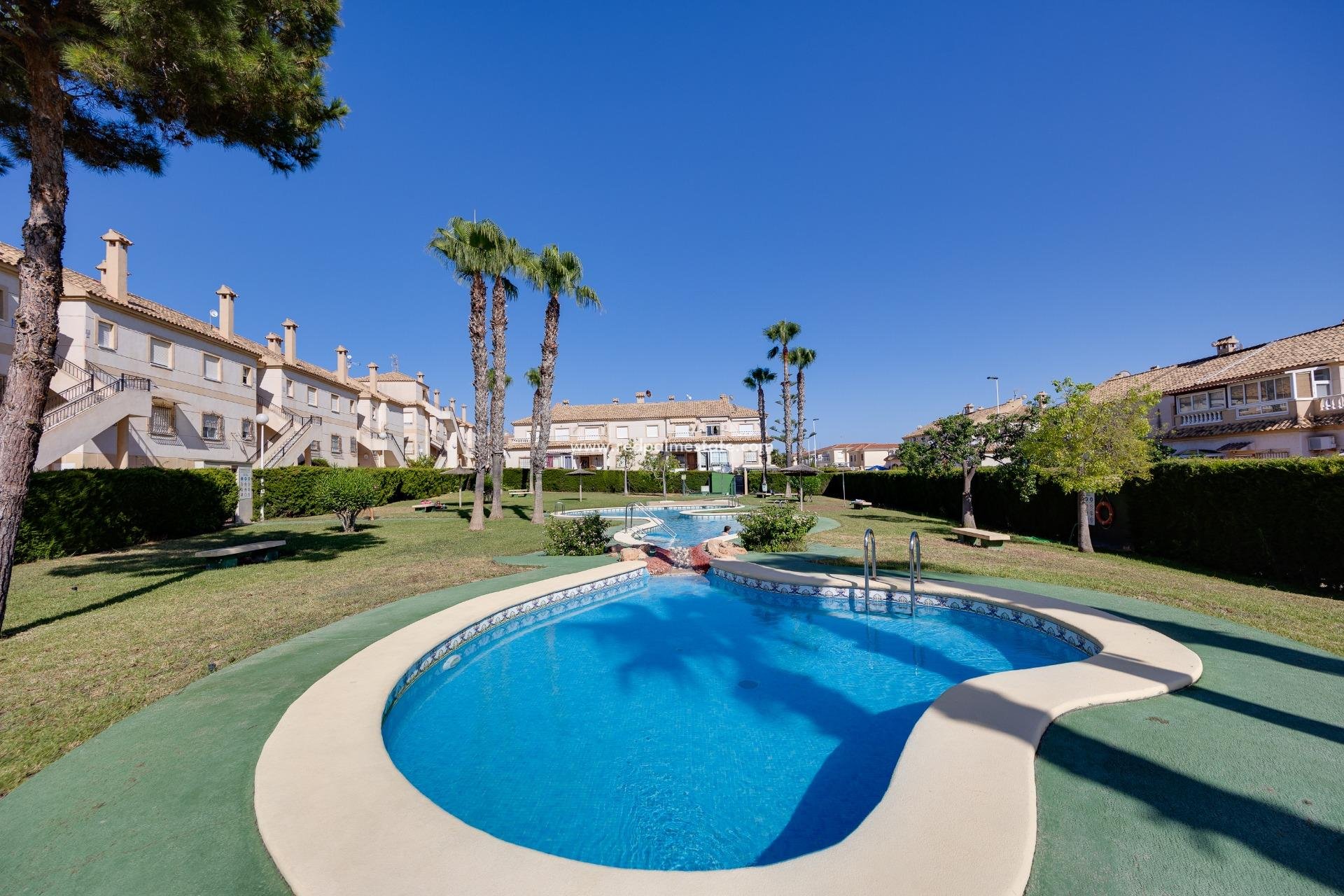 Revente - Bungalow -
Torrevieja - Aguas Nueva