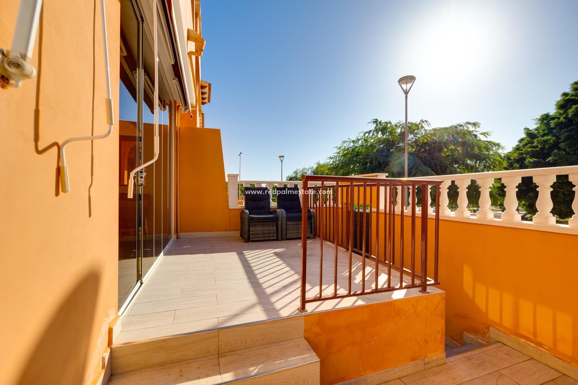 Revente - Bungalow -
Torrevieja - Aguas Nueva