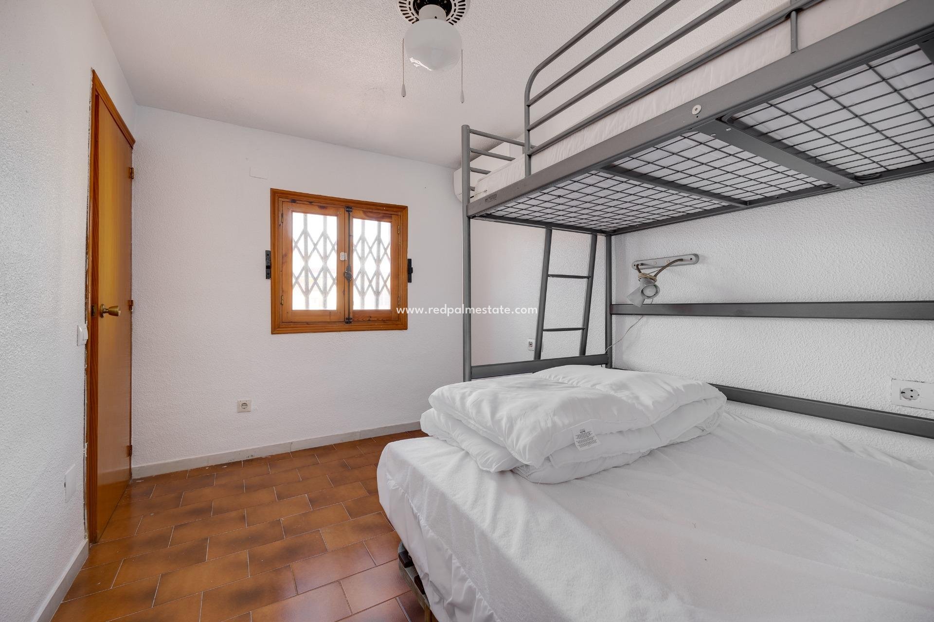 Revente - Bungalow -
Torrevieja - La Mata