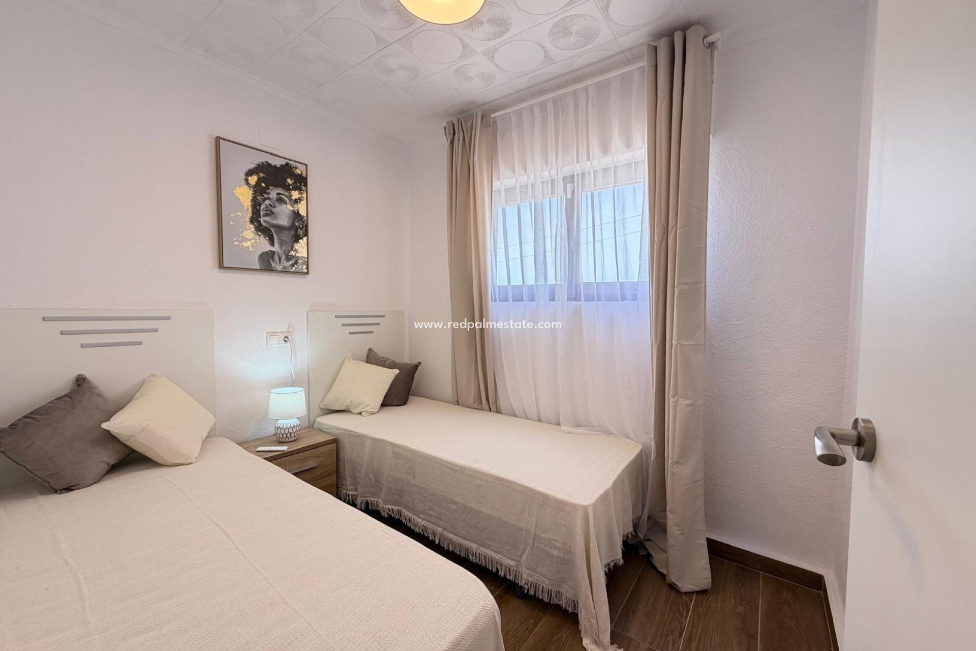 Revente - Bungalow -
Torrevieja - La Siesta - El Salado -  Torreta
