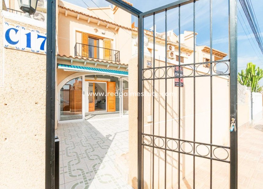 Revente - Bungalow -
Torrevieja - La Siesta - El Salado - Torreta