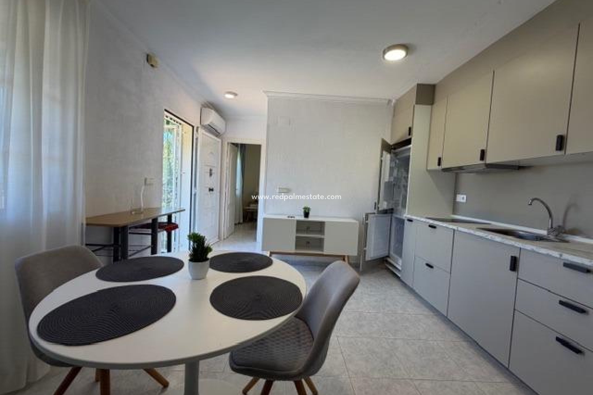 Revente - Bungalow -
Torrevieja - La Siesta - El Salado - Torreta
