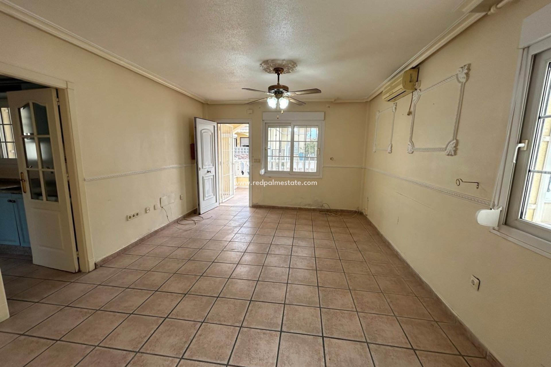 Revente - Bungalow -
Torrevieja - La Siesta - El Salado - Torreta