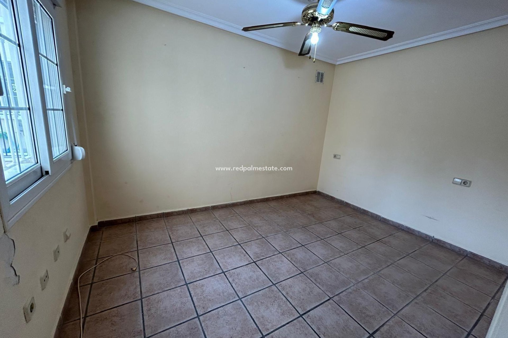 Revente - Bungalow -
Torrevieja - La Siesta - El Salado - Torreta