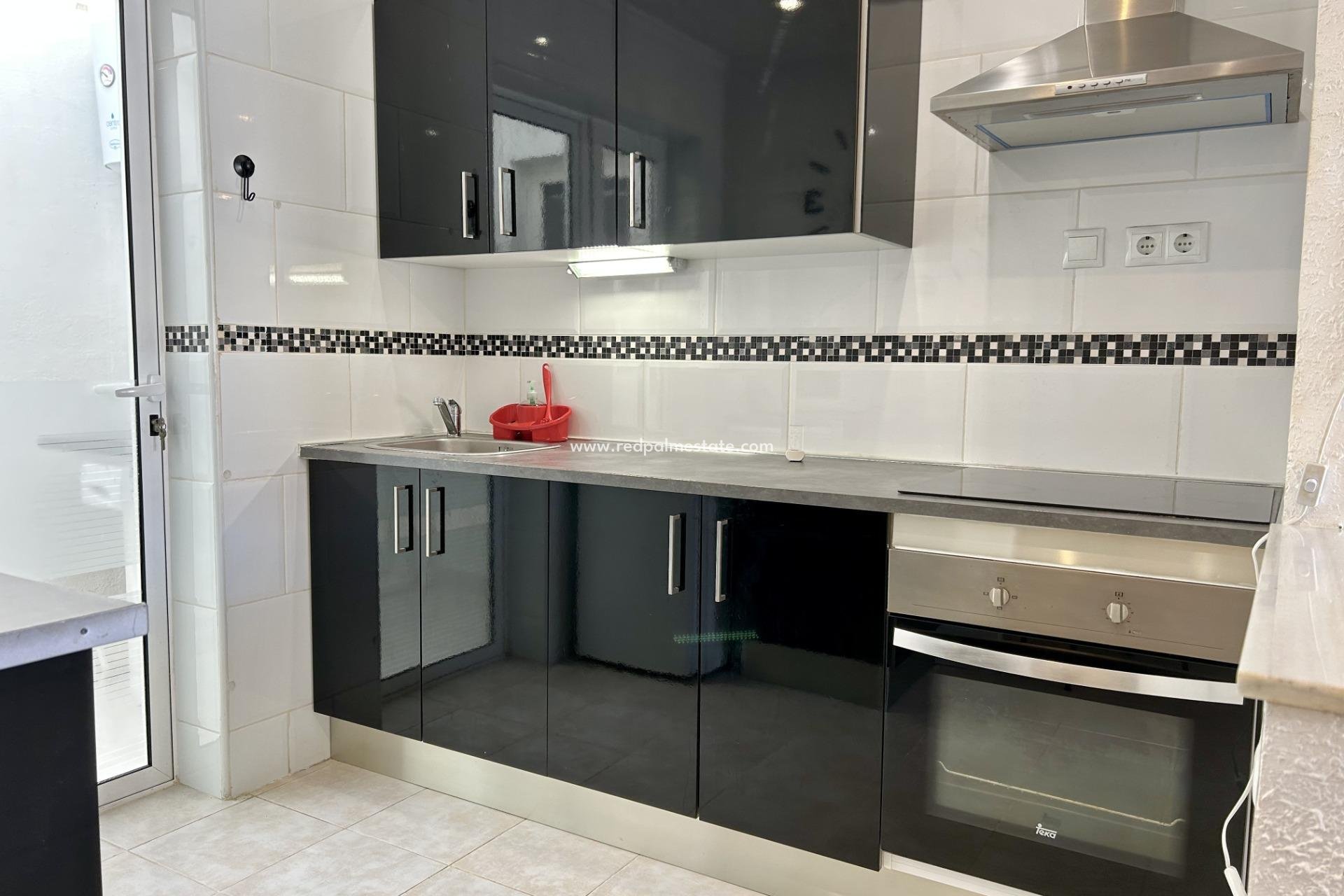 Revente - Bungalow -
Torrevieja - La Siesta - El Salado -  Torreta