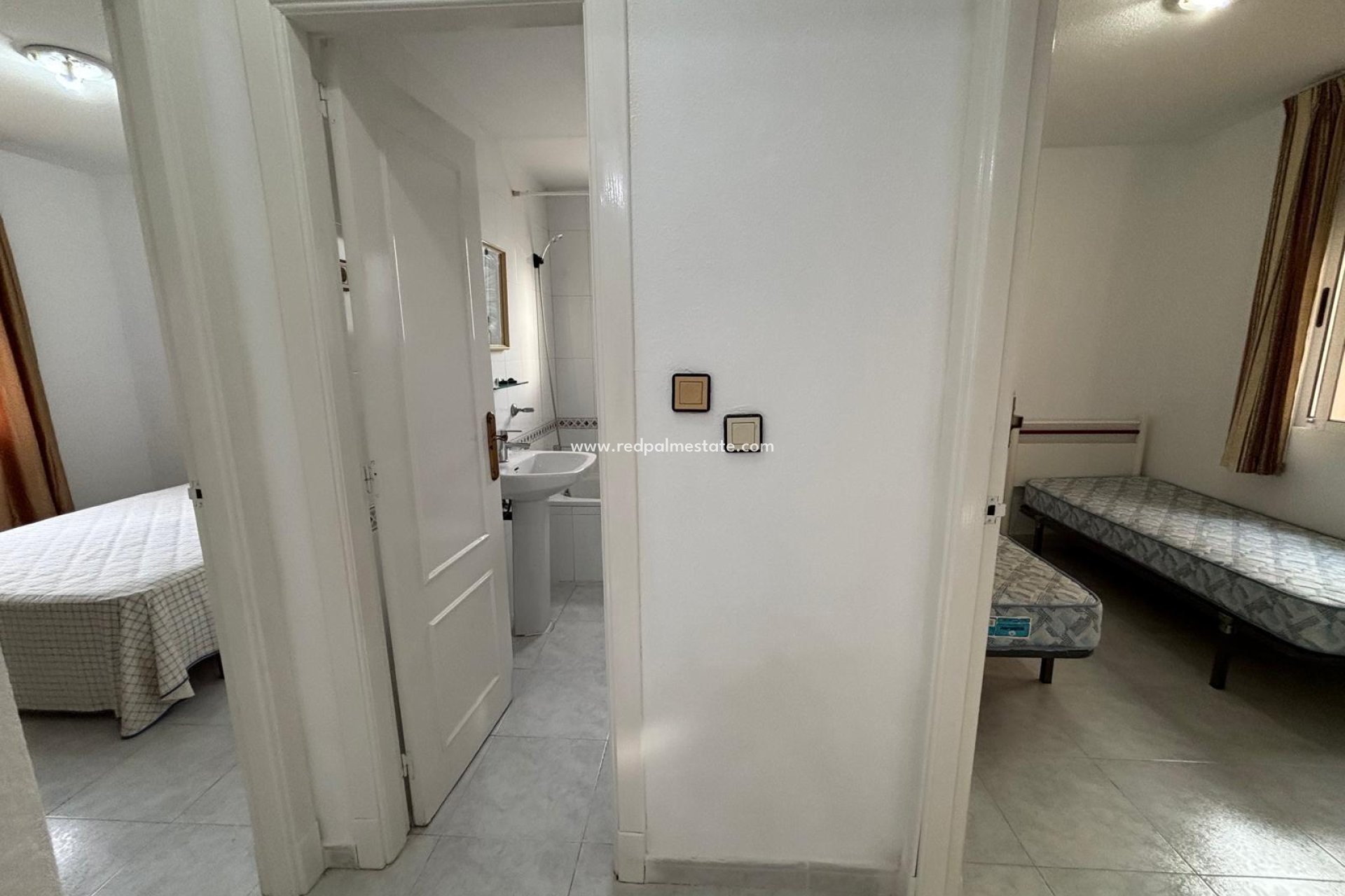 Revente - Bungalow -
Torrevieja - La Siesta - El Salado - Torreta