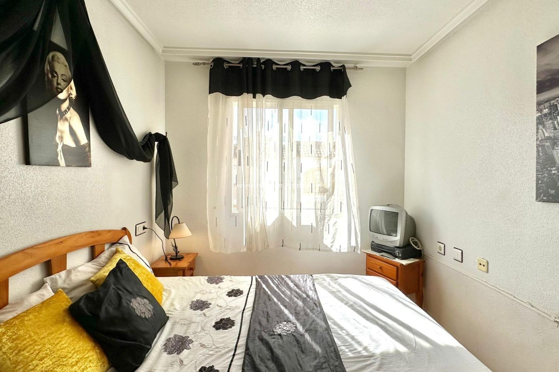 Revente - Bungalow -
Torrevieja - La Siesta - El Salado - Torreta