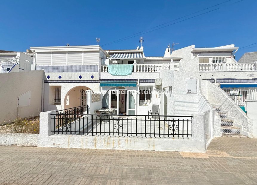 Revente - Bungalow -
Torrevieja - La Siesta - El Salado - Torreta