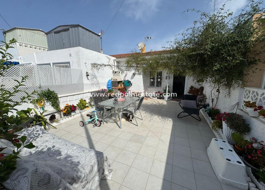 Revente - Bungalow -
Torrevieja - La Siesta - El Salado - Torreta