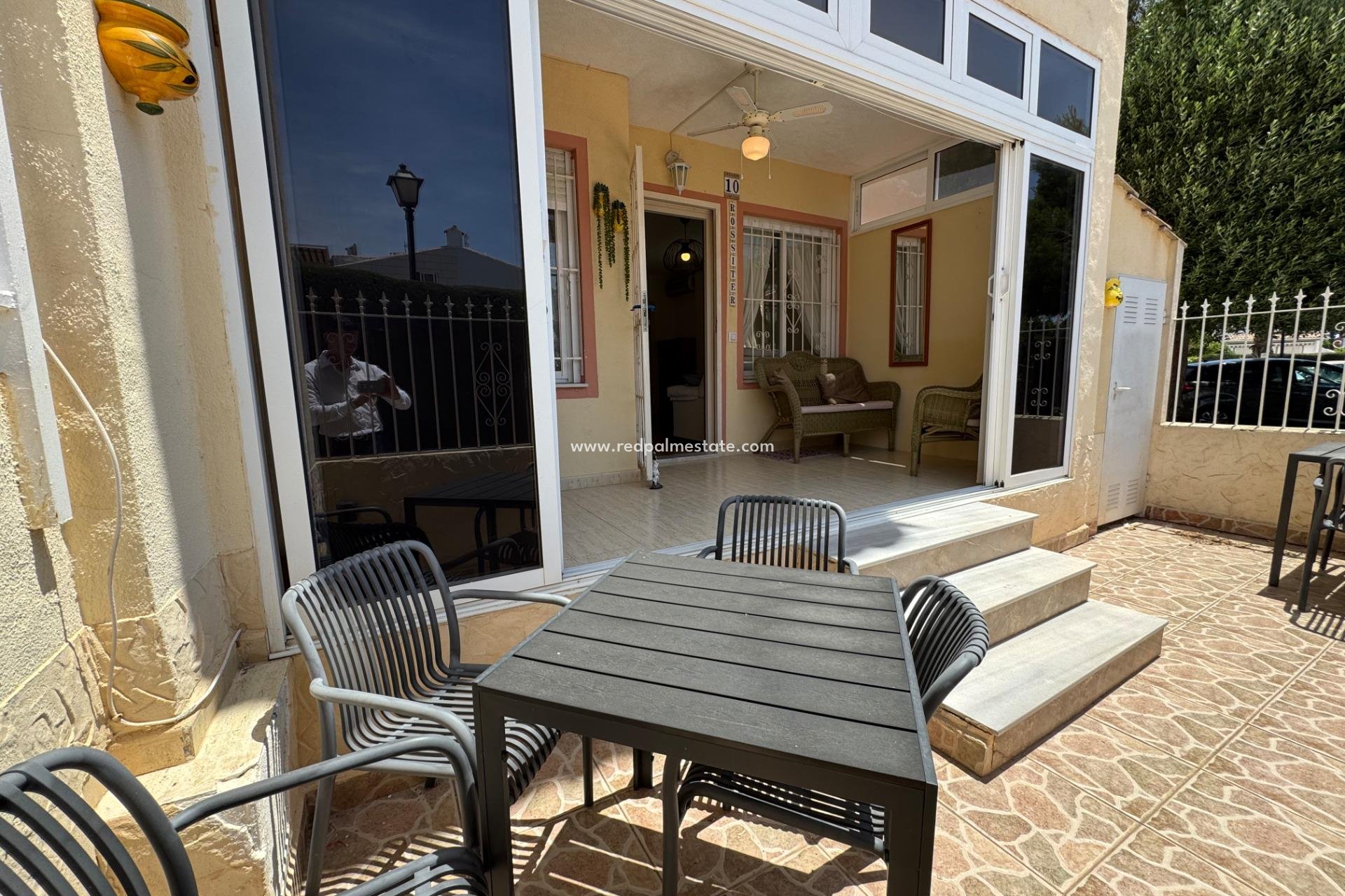 Revente - Bungalow -
Torrevieja - La Siesta - El Salado - Torreta