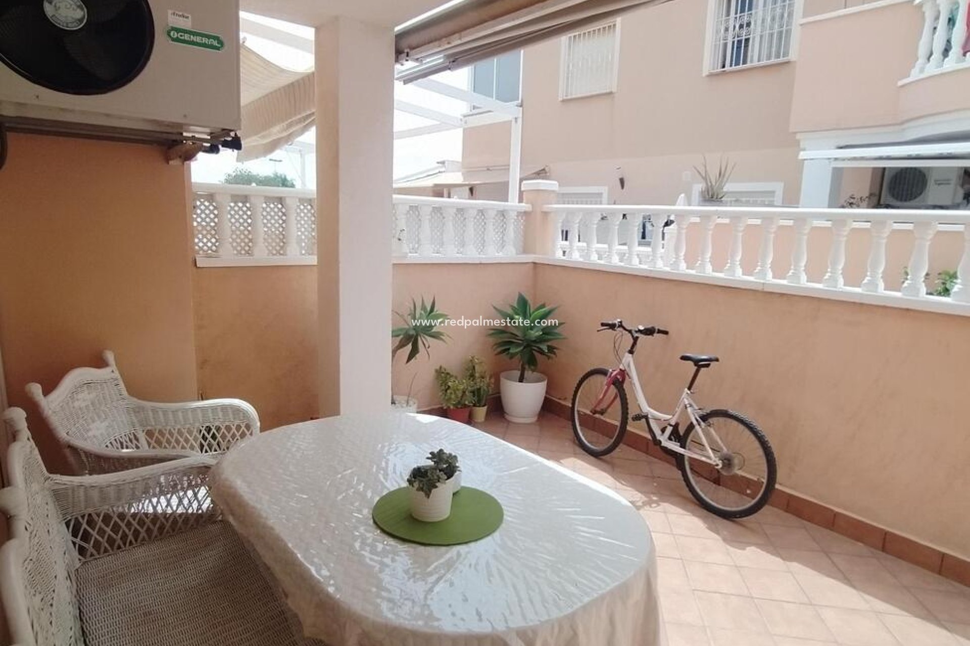 Revente - Bungalow -
Torrevieja - La Veleta