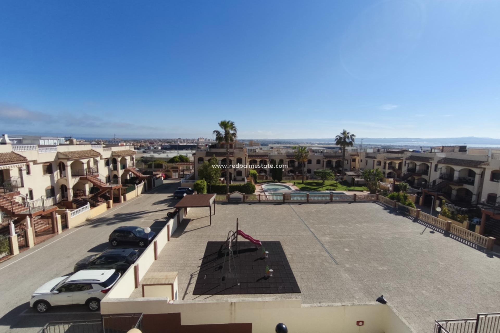 Revente - Bungalow -
Torrevieja - Parque Acuático - Sector 25
