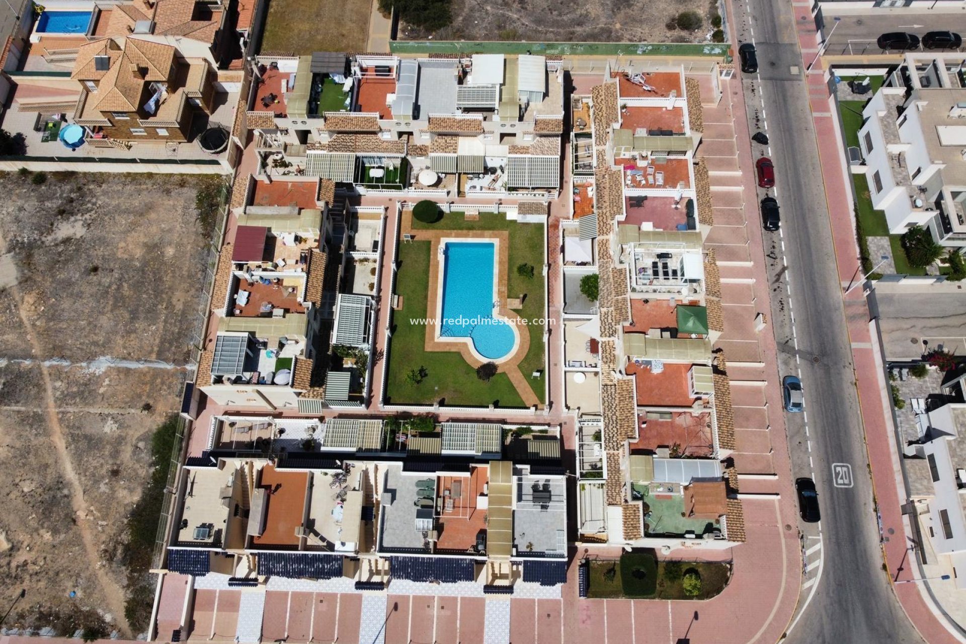 Revente - Bungalow -
Torrevieja - Sector 25