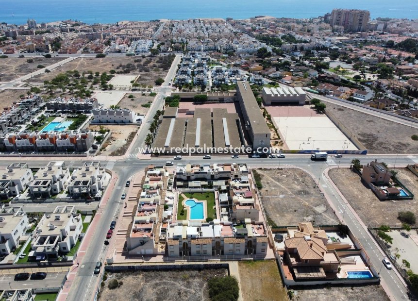 Revente - Bungalow -
Torrevieja - Sector 25