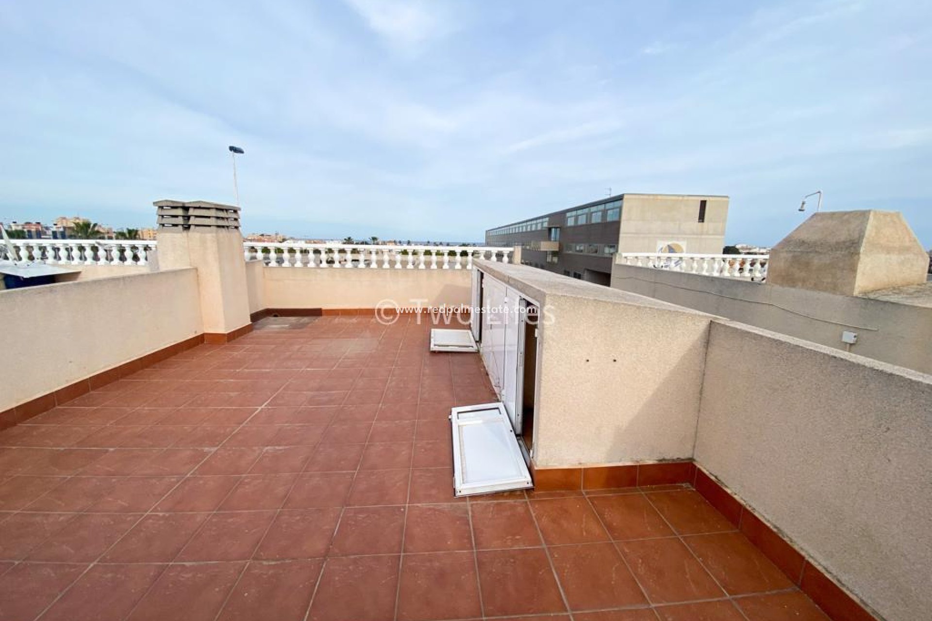 Revente - Bungalow -
Torrevieja - Sector 25