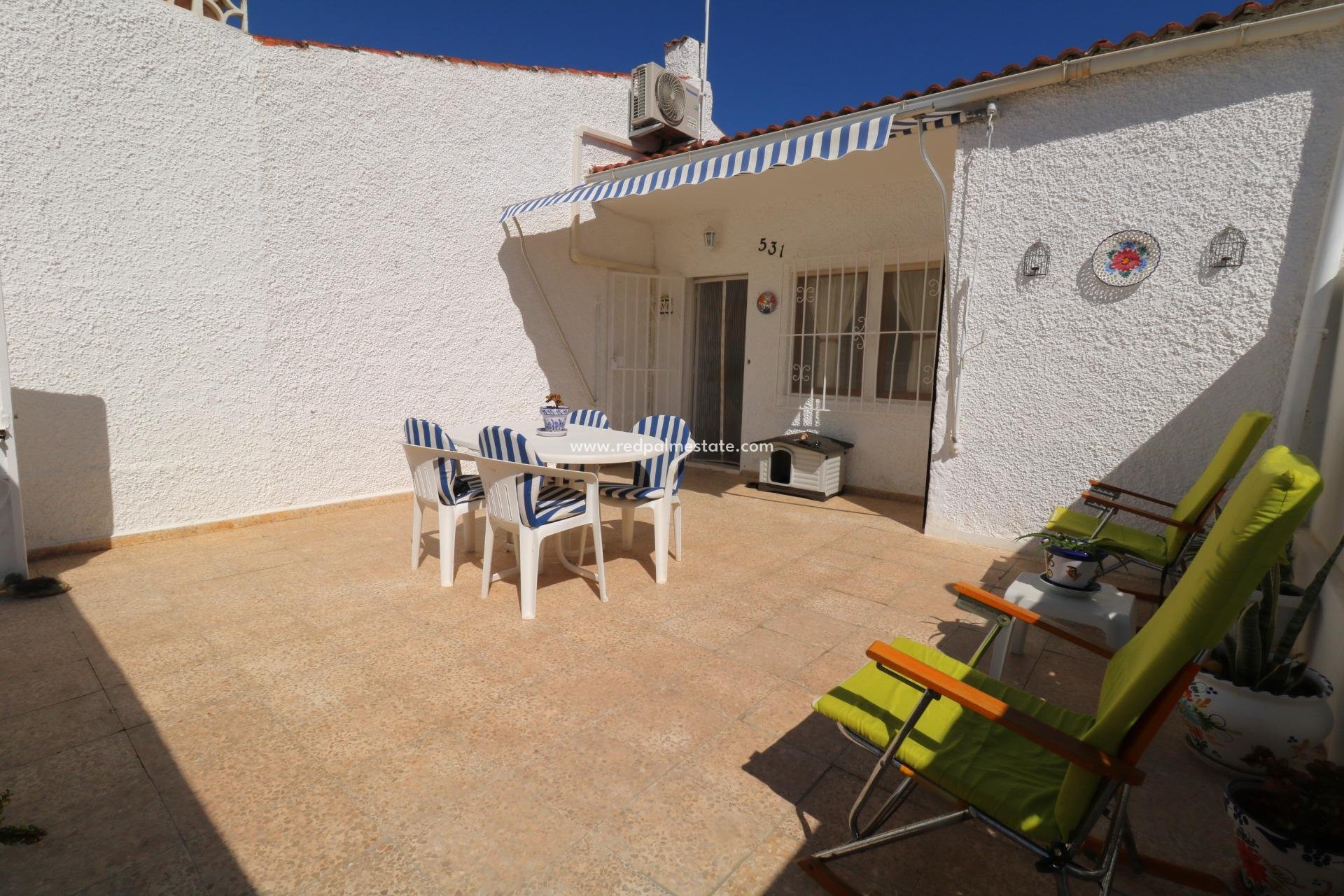 Revente - Bungalow -
Torrevieja - Torretas