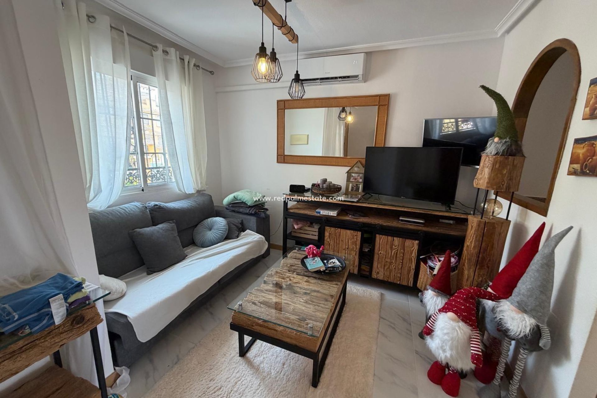 Revente - Bungalow -
Torrevieja - Zona Los Frutales