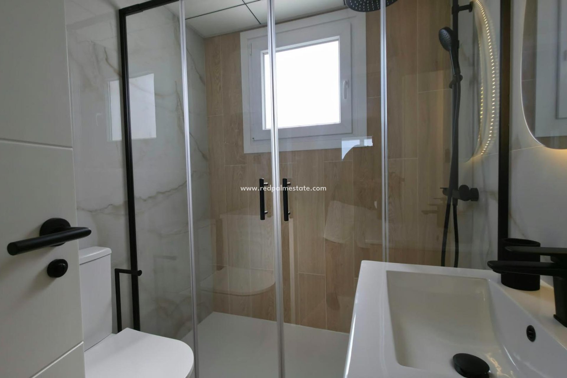Revente - Bungalow -
Torrevieja - Zona Los Frutales