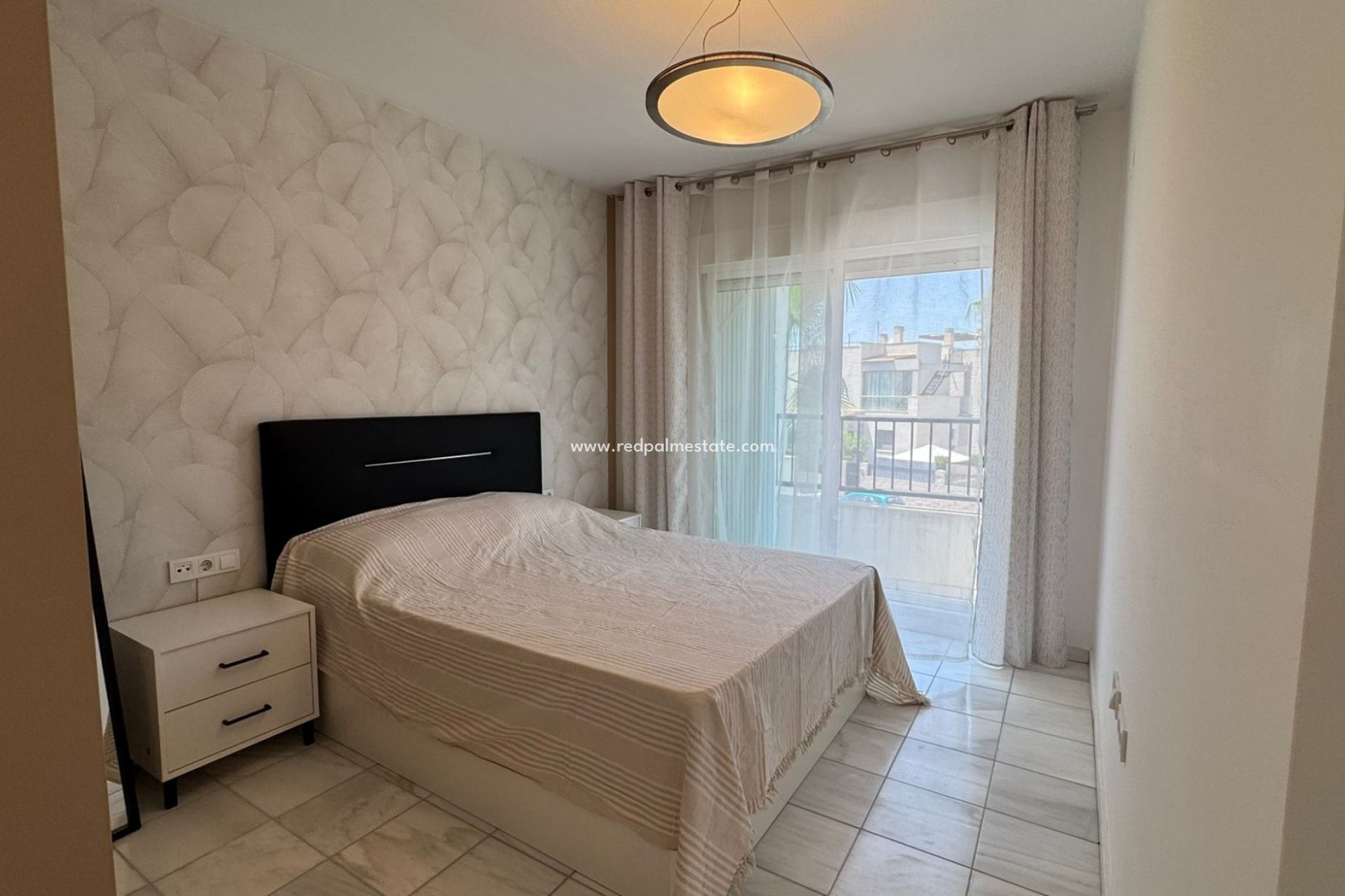 Revente - Bungalow -
Torrevieja