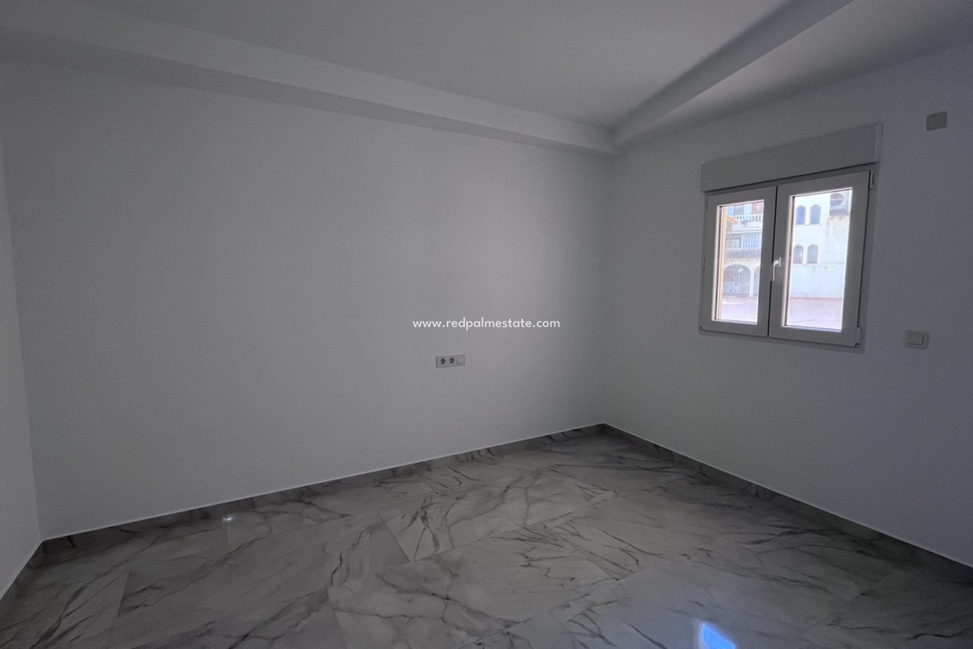 Revente - Bungalow -
Torrevieja