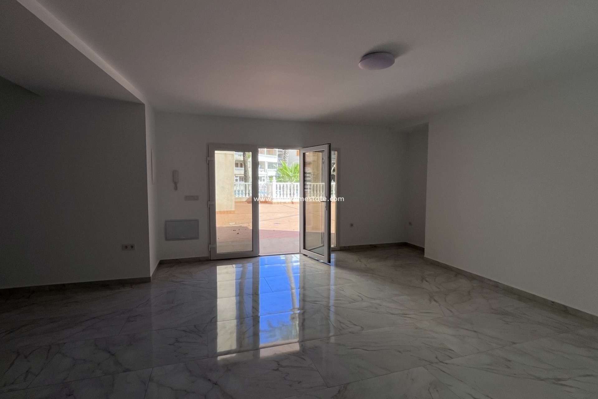 Revente - Bungalow -
Torrevieja