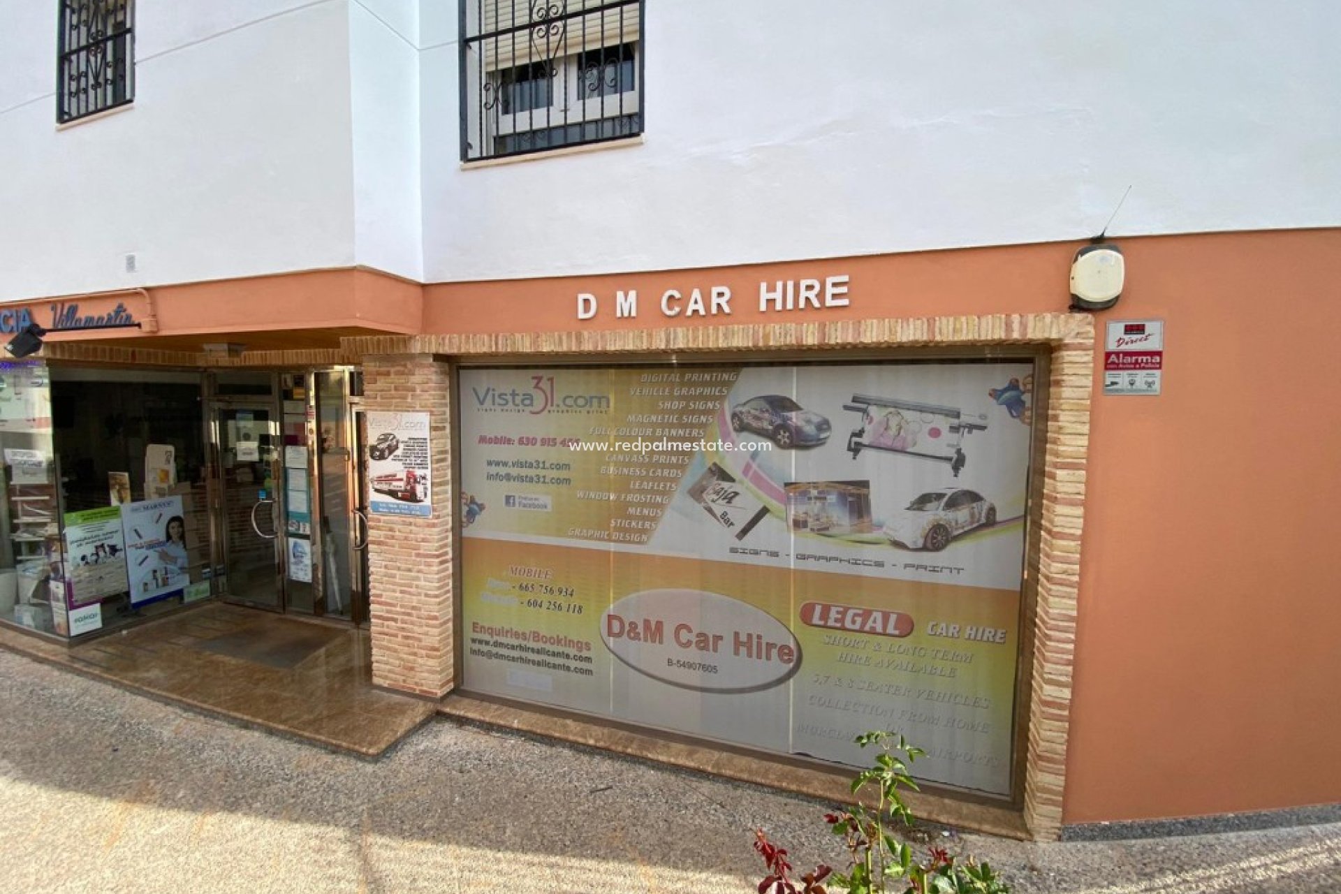 Revente - Commercial -
Orihuela Costa - Villamartin Square