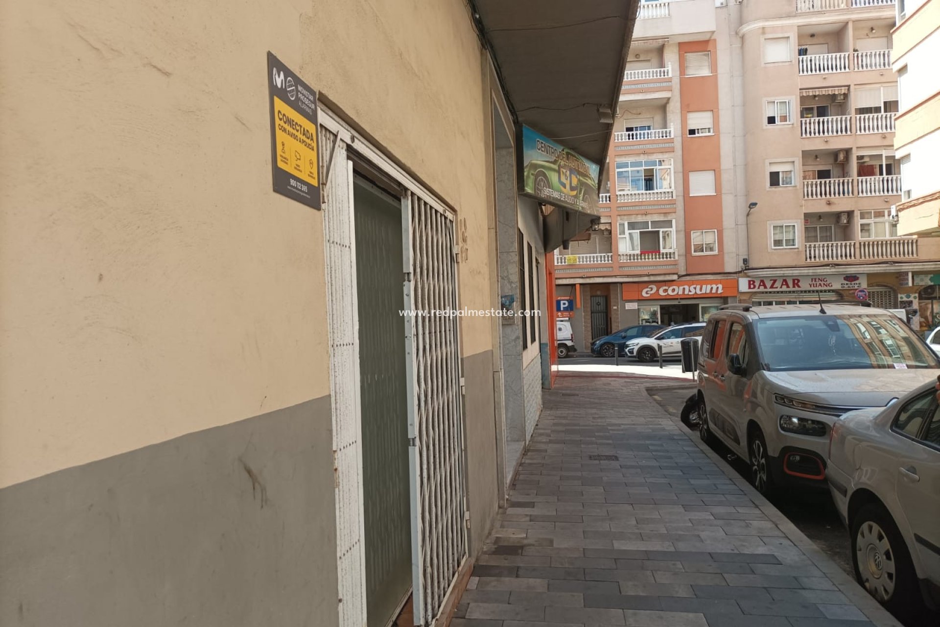 Revente - - COMMERCIAL PREMISES -
Torrevieja - Torrevieja Centro