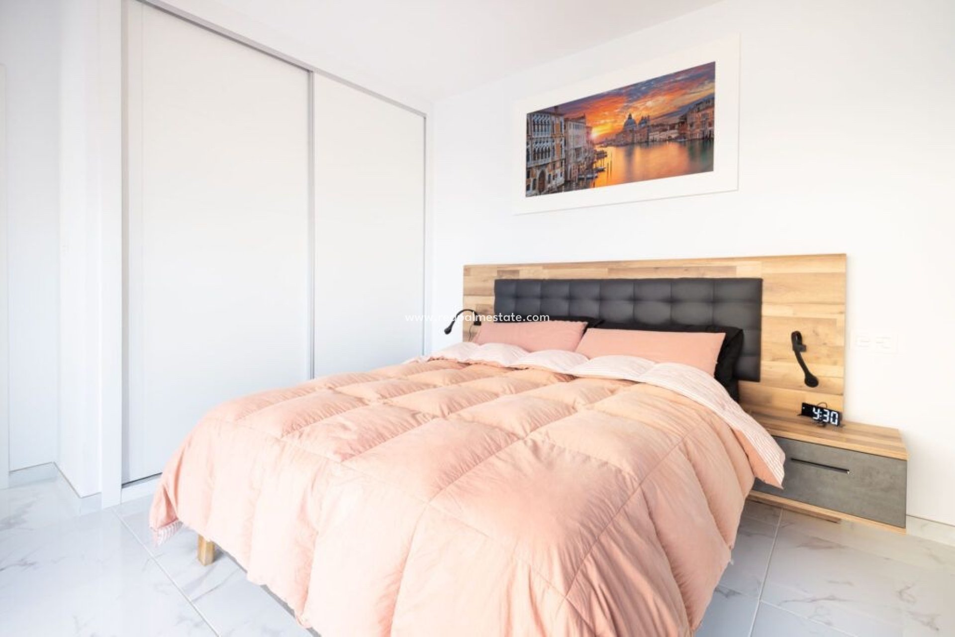 Revente - Detached House / Villa -
Montesinos - La Herada