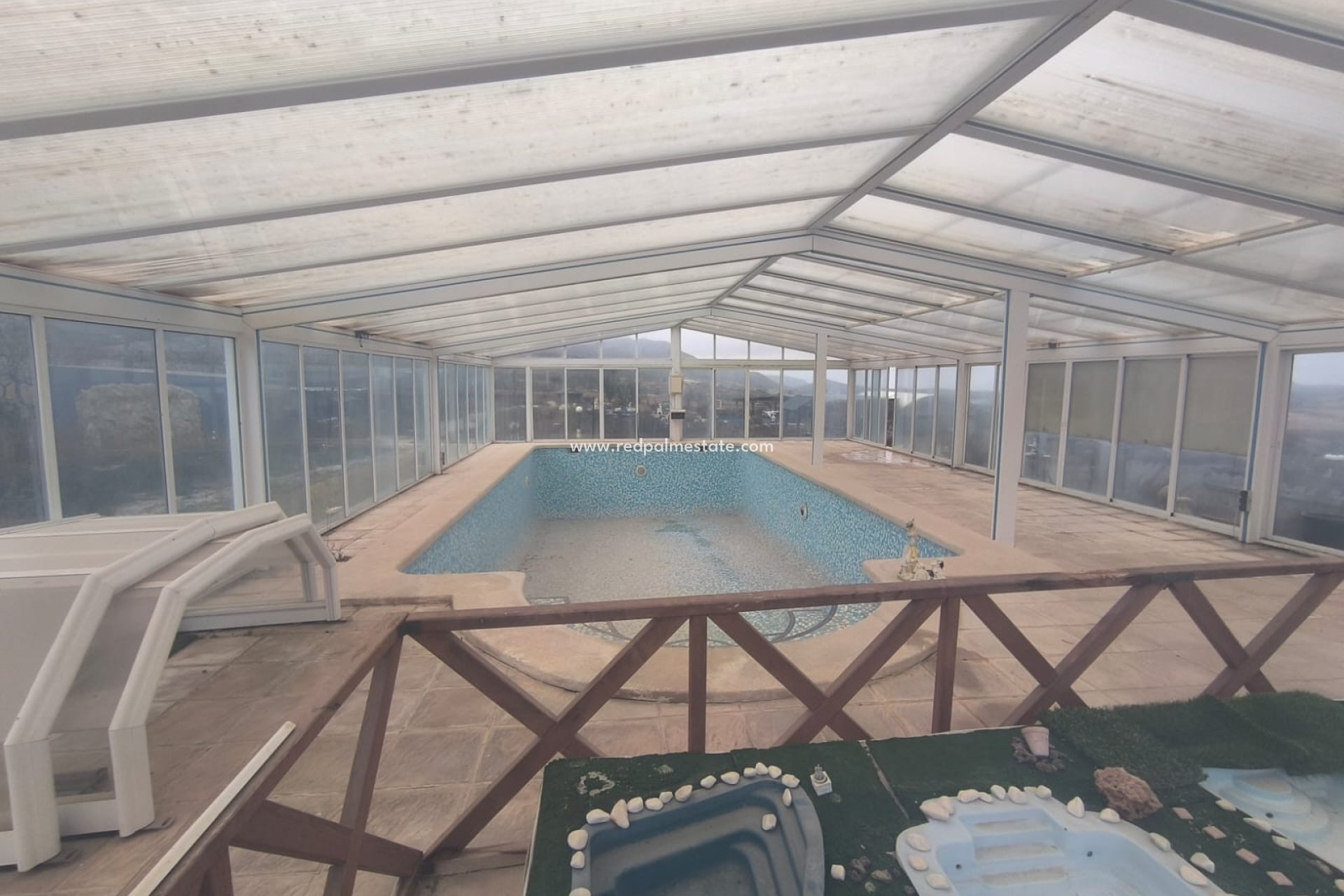 Revente - Entreprise -
Algayat - Inland