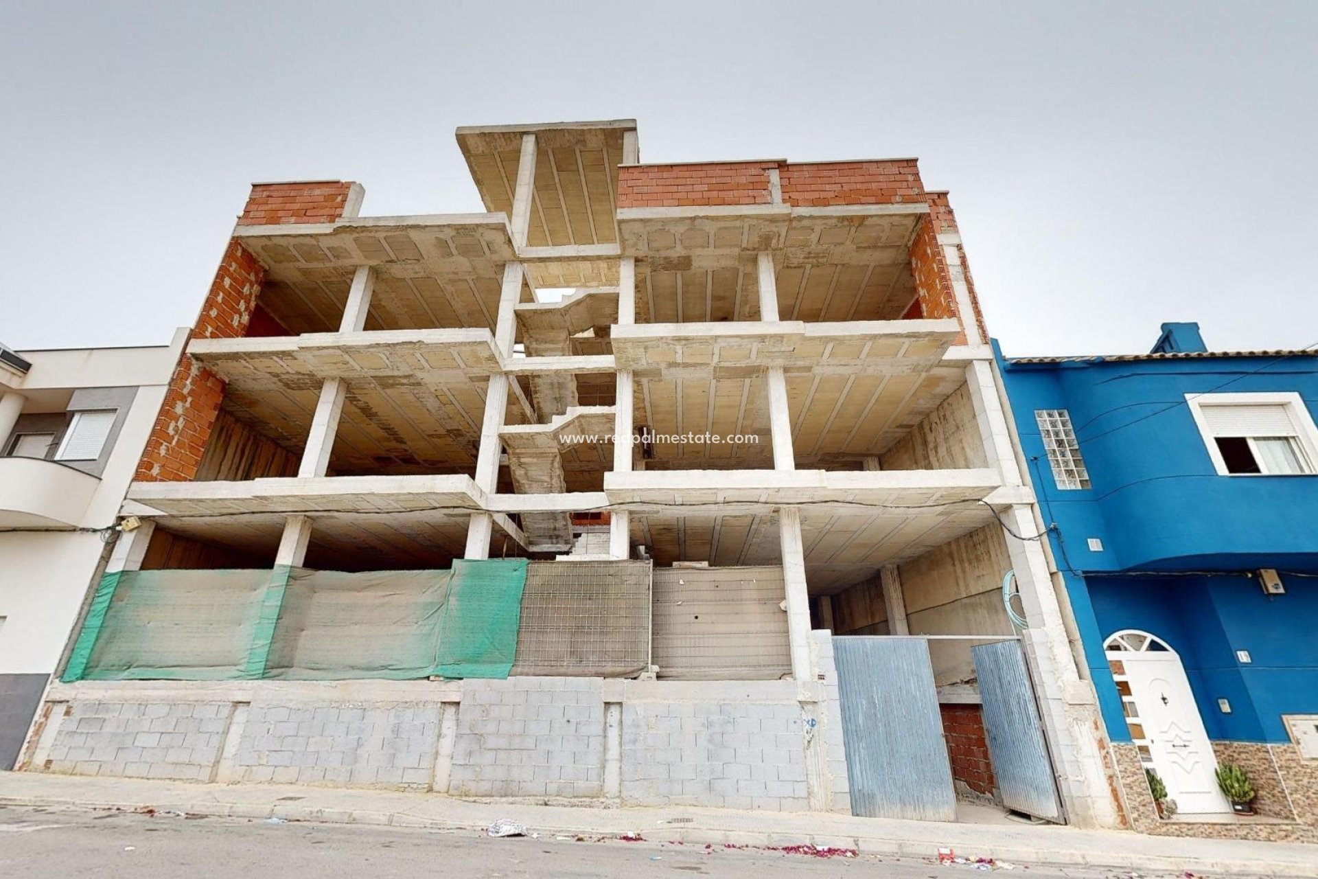 Revente - Entreprise -
Algorfa - La Finca Golf