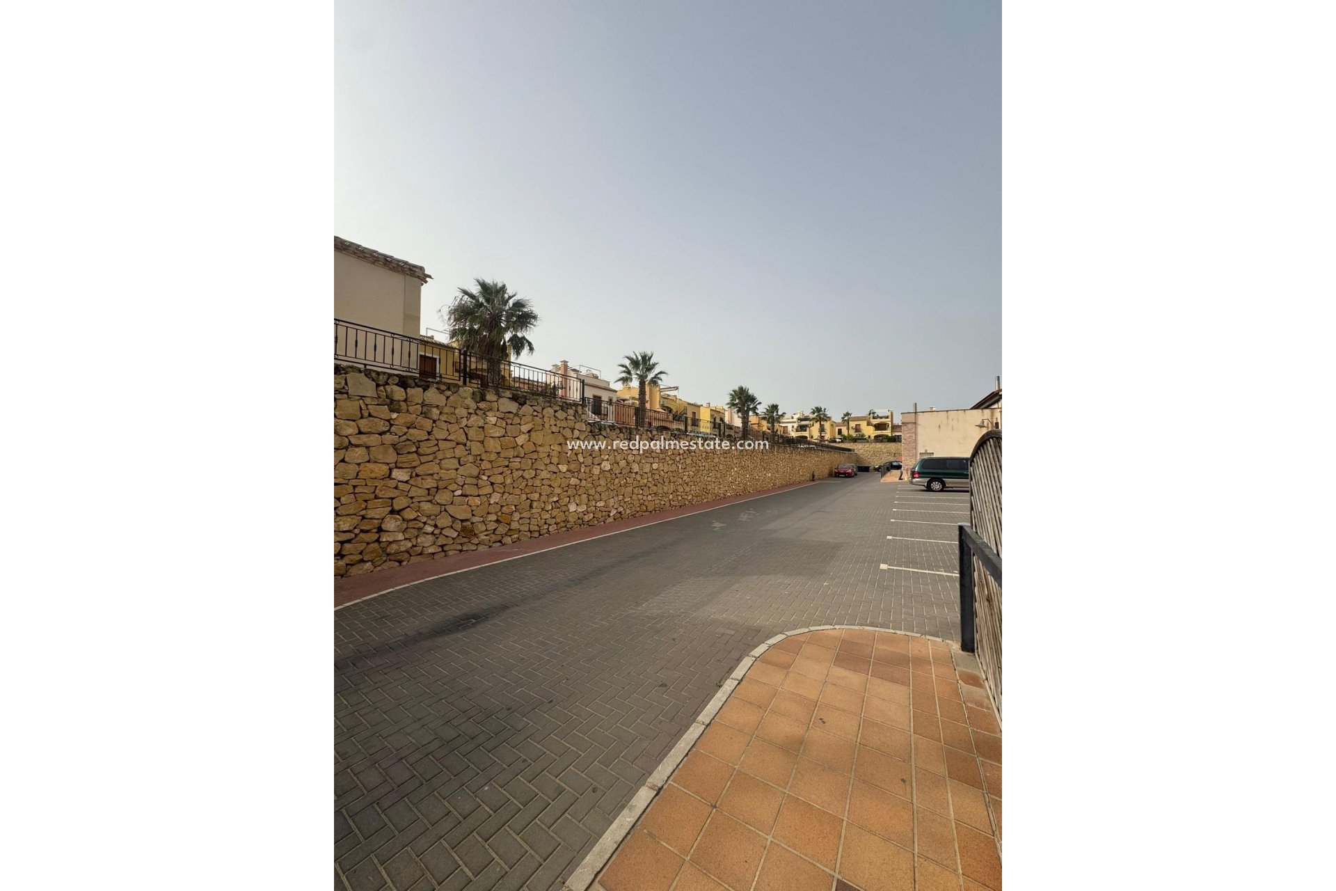 Revente - Entreprise -
Algorfa - La Finca Resort