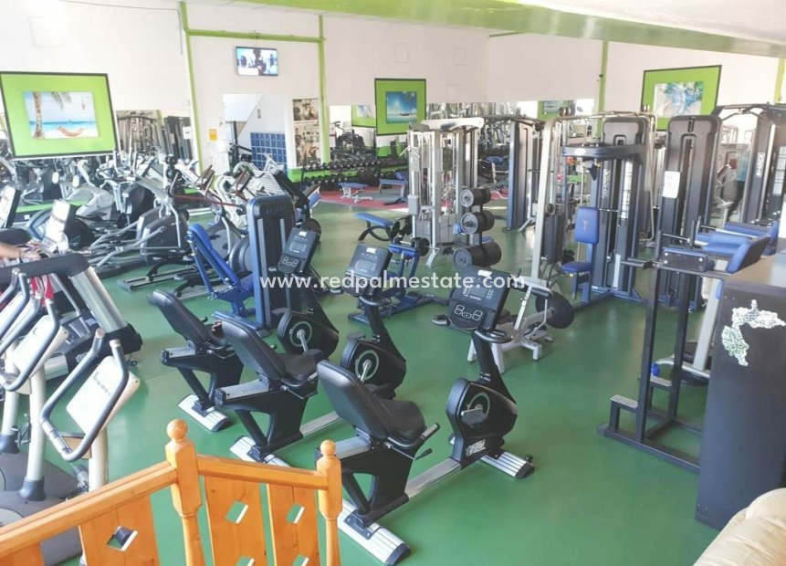 Revente - Entreprise -
Almoradí - Inland