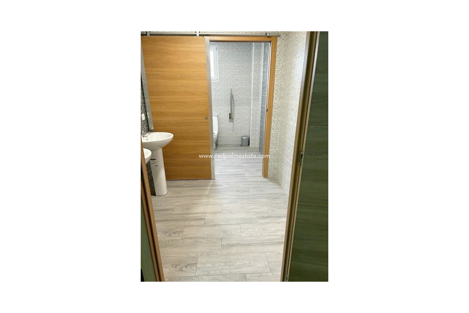 Revente - Entreprise -
Almoradí - Inland