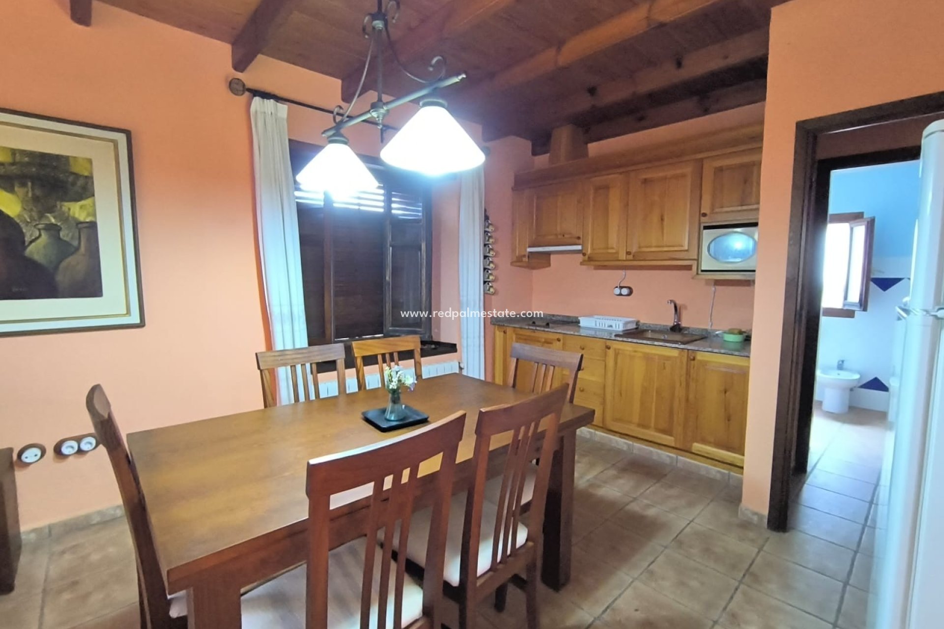 Revente - Entreprise -
Banyeres De Mariola - Inland