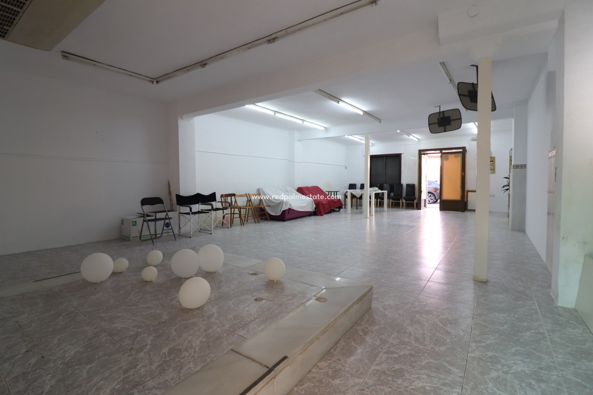 Revente - Entreprise -
Benijofar