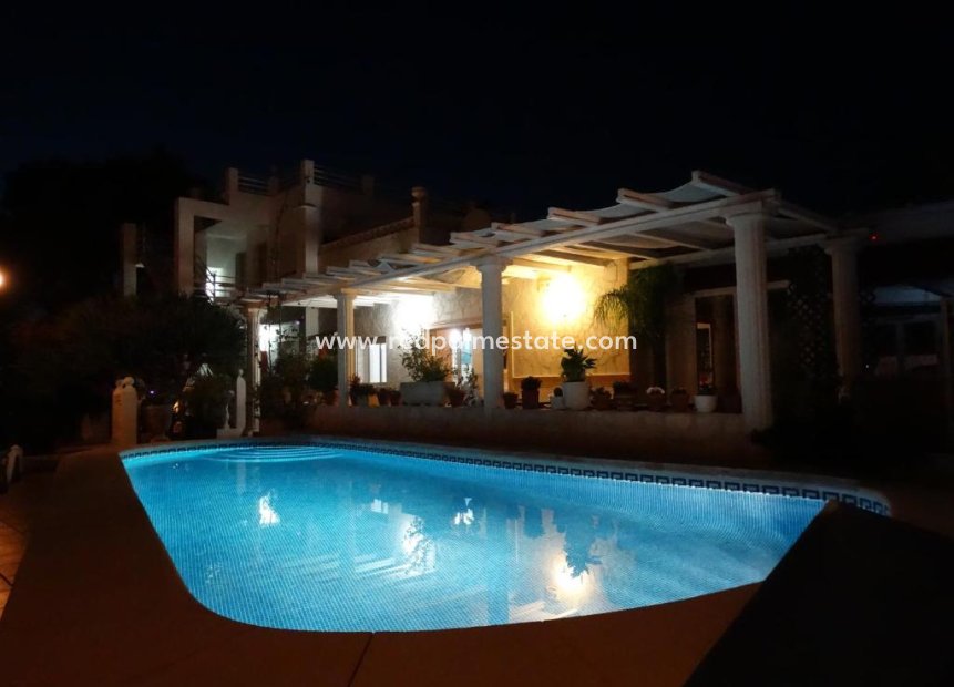 Revente - Entreprise -
Calpe - Costa Blanca