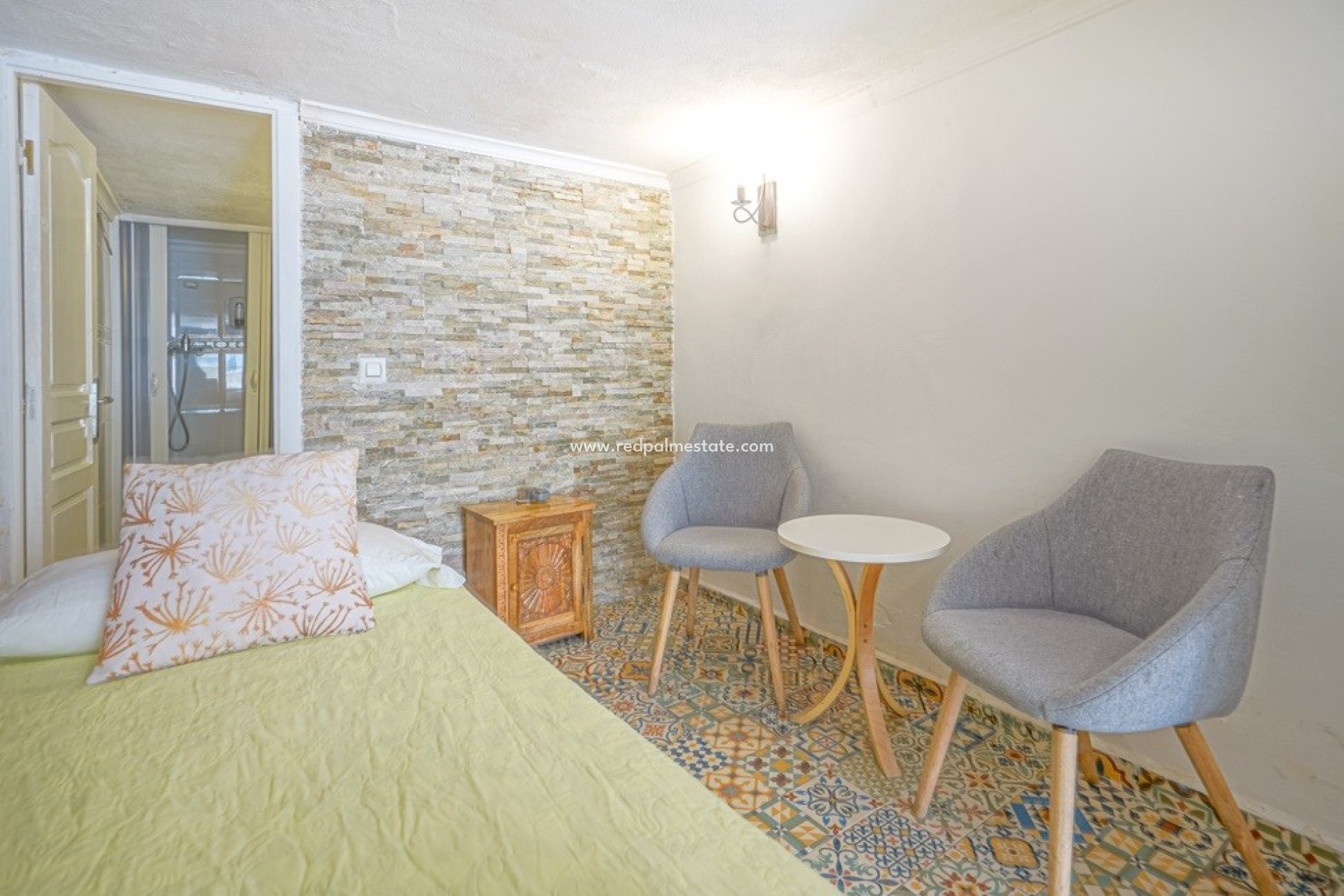 Revente - Entreprise -
Calpe