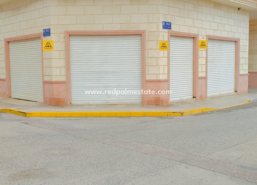 Revente - Entreprise -
Formentera del Segura - Pueblo